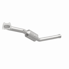 Load image into Gallery viewer, MagnaFlow Conv Direct Fit OEM 11-12 Jeep Grand Cherokee 3.6L
