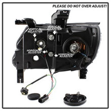 Load image into Gallery viewer, Spyder 15-17 Chevy Colorado Projector Headlights - Light Bar LED - Black (PRO-YD-CCO15-LBDRL-BK)
