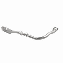 Load image into Gallery viewer, Magnaflow Conv DF 10-13 Land Rover LR4 V8 5.0L OEM Underbody
