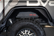 Load image into Gallery viewer, DV8 Offroad 20-23 Jeep Gladiator JT Slim Fender Flares
