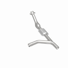 Load image into Gallery viewer, MagnaFlow Conv DF 00-04 Ford E150 4.6L Passenger Side
