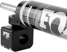 Load image into Gallery viewer, Fox 2017+ Ford Superduty 2.0 Perf Series 8.1in. TS Stabilizer Steering Damper 1-1/8 in Tie Rod

