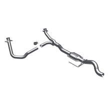 Load image into Gallery viewer, Magnaflow Conv DF 00-03 Dodge Dakota 3.9L/5.9L 4WD (49 State)
