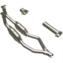 Load image into Gallery viewer, MagnaFlow Conv Direct Fit 90-93 Land Rover Range Rover 3.9L V8
