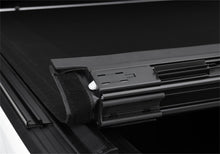 Load image into Gallery viewer, Truxedo 2020 Jeep Gladiator 5ft Sentry CT Bed Cover

