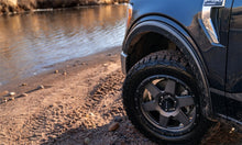 Load image into Gallery viewer, Bushwacker 17-18 Ford F-250 Super Duty OE Style Flares 2pc - Black
