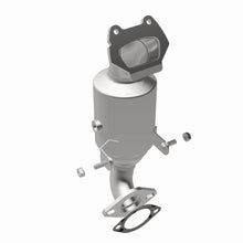 Load image into Gallery viewer, Magnaflow 14-16 Ram ProMaster 1500/2500/3500 V6 3.6L CARB Compliant DirectFit Catalytic Converter

