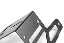 Load image into Gallery viewer, Fabtech 18-21 Jeep JL/JT Light Bracket Kit (Non-Adjustable)
