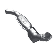 Load image into Gallery viewer, MagnaFlow Conv DF 97-98 Ford Trucks 4.6L
