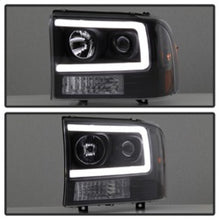 Load image into Gallery viewer, Spyder 99-04 Ford F250 Super Duty Projector Headlights - Light Bar - Black PRO-YD-FF25099V2-LB-BK

