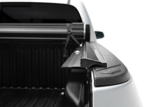 Load image into Gallery viewer, Truxedo 16-20 Toyota Tacoma 5ft Sentry Bed Cover
