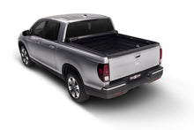 Load image into Gallery viewer, Truxedo 17-20 Honda Ridgeline 4ft 8in Lo Pro Bed Cover
