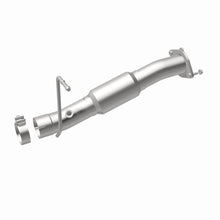 Load image into Gallery viewer, Magnaflow Conv DF 2001-2006 Chevrolet Silverado 3500
