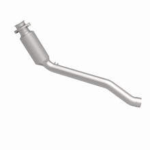 Load image into Gallery viewer, MagnaFlow DF Conv 2010-2013 Landrover  LR4 V8 5 OEM Underbody
