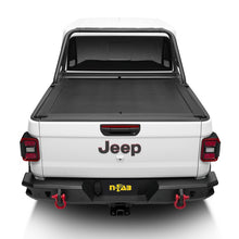 Load image into Gallery viewer, Rugged Ridge 20-22 Jeep Gladiator w/Trail Rail Sys Armis Tonneau Cover w/Max Track - Tex. Blk
