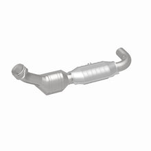 Load image into Gallery viewer, MagnaFlow Conv DF 97-98 Ford Trucks 4.6L
