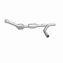 Load image into Gallery viewer, MagnaFlow Conv DF 00-04 Ford E150 4.6L Passenger Side
