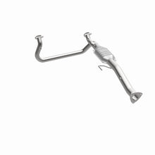 Load image into Gallery viewer, MagnaFlow Conv DF Astro-Safari Van 96-99
