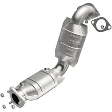 Load image into Gallery viewer, MagnaFlow Conv Direct Fit 02-04 Ford Focus L4-2.0L
