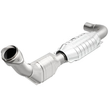 Load image into Gallery viewer, MagnaFlow Conv DF 99-00 Ford Exped 4.6L
