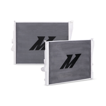 Load image into Gallery viewer, Mishimoto 99-06 BMW 323i/323i/328i/330i w/ Auto Transmission Performance Aluminum Radiator
