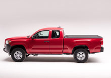 Load image into Gallery viewer, Retrax 07-up Tundra CrewMax 5.5ft Bed w/ Deck Rail Sys RetraxONE MX
