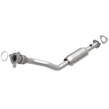 Load image into Gallery viewer, MagnaFlow Conv DF 04-05 Chevy Cavalier/Malibu / 04-05 Pontiac Grand Am/Sunfire Rear(OEM Grade OBDII)
