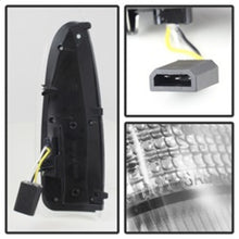 Load image into Gallery viewer, xTune Ford Superduty F250-F650 03-07 Amber LED Mirror Signal Lens - Clear ACC-LED-FDSD99-MR-C
