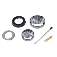 Load image into Gallery viewer, Yukon Gear Pinion Install Kit For 2015+ GM 9.5in 12 Bolt Differential
