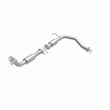 Load image into Gallery viewer, Magnaflow 08-17 Toyota Sequoia 5.7L CARB Compliant Direct-Fit Catalytic Converter

