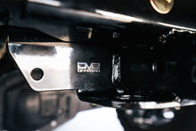 Load image into Gallery viewer, DV8 Offroad 07-21 Jeep Wrangler (JK/JL) Bolt-On Hitch w/o Lights
