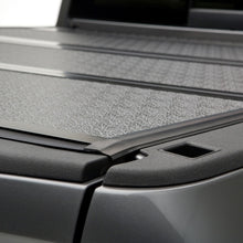 Load image into Gallery viewer, UnderCover 16-20 Nissan Titan 6.5ft Flex Bed Cover
