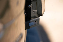 Load image into Gallery viewer, DV8 Offroad Universal License Plate Mount w/ Pod Light Mounts
