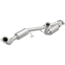 Load image into Gallery viewer, MagnaFlow Conv DF California 1995 Ford Windstar V6 3.0LGAS
