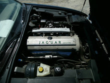 Load image into Gallery viewer, JAGUAR SOVEREIGN 4.0
