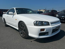 Load image into Gallery viewer, NISSAN SKYLINE 25GT-TURBO
