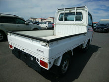 Load image into Gallery viewer, SUBARU SAMBAR TRUCK TB HIRA-BODY
